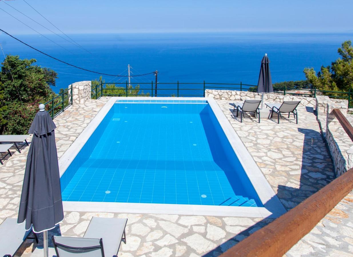 Villa Skyfall Kalamítsi Eksteriør bilde
